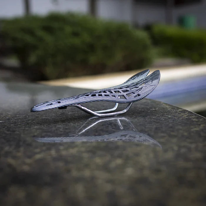 Race™- Ultimate Cycling Saddle